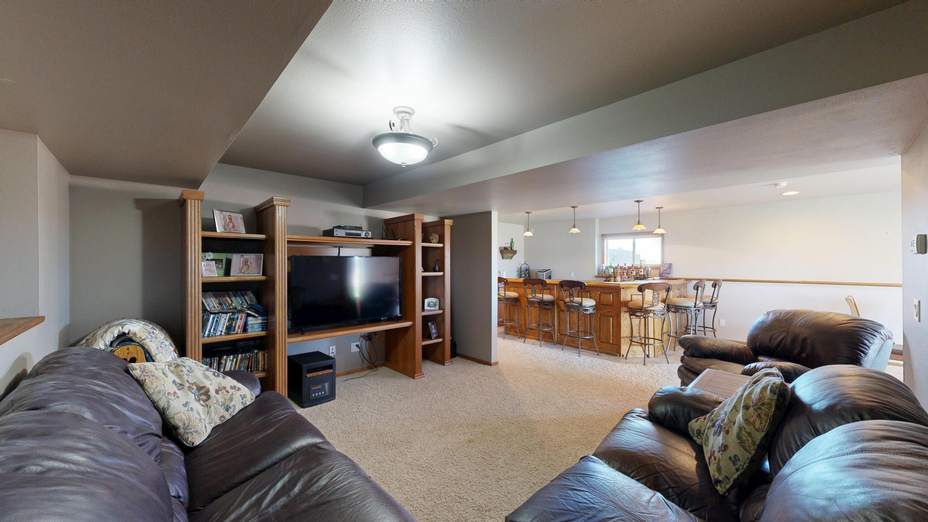 E7691 Prairie Boulevard Westby, WI 54667 - Photo 28 of 59 Family room