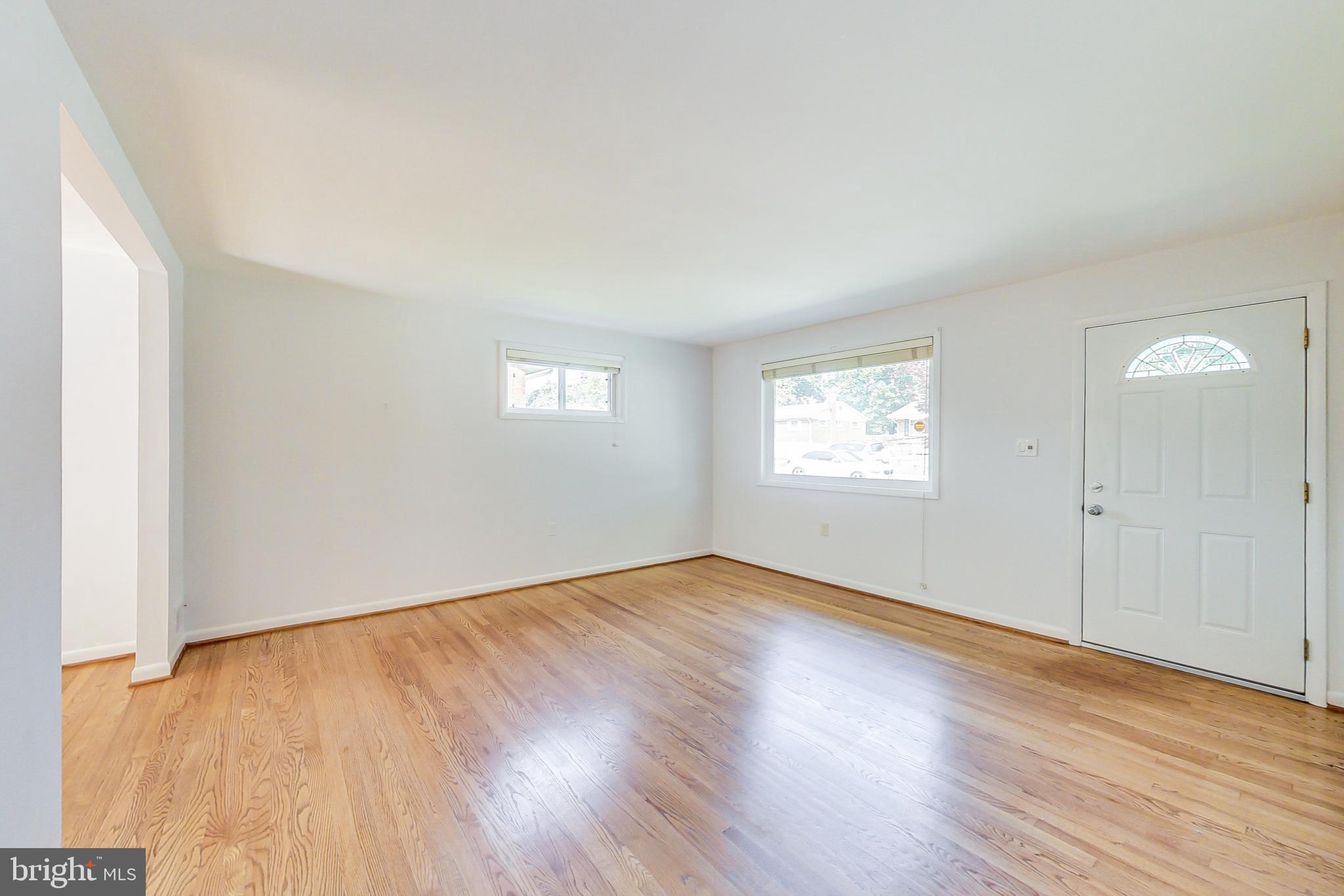 232 Hannes Street Silver Spring, MD 20901 - Photo 4 of 49