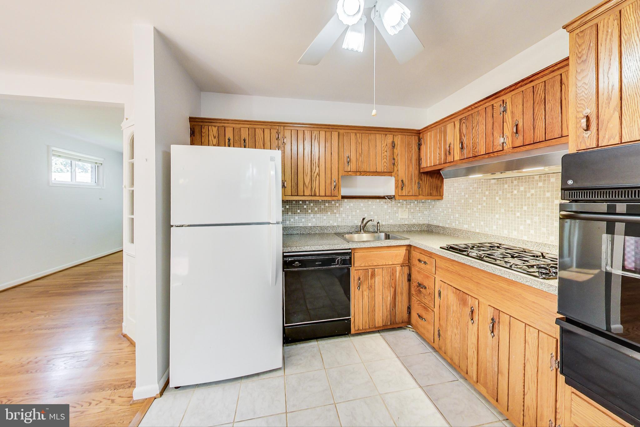 232 Hannes Street Silver Spring, MD 20901 - Photo 10 of 49