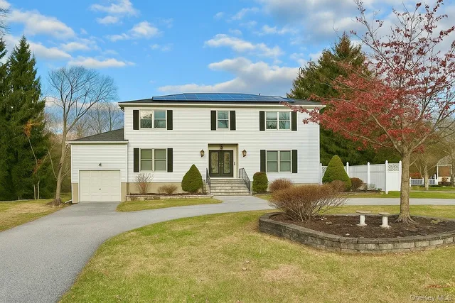 $699,999 | 120 Pine Tree Road, Monroe, NY 10950