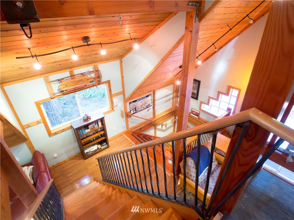 11107 Welcome Road Deming, WA 98244 - Photo 24 of 33 Gallery Image 24