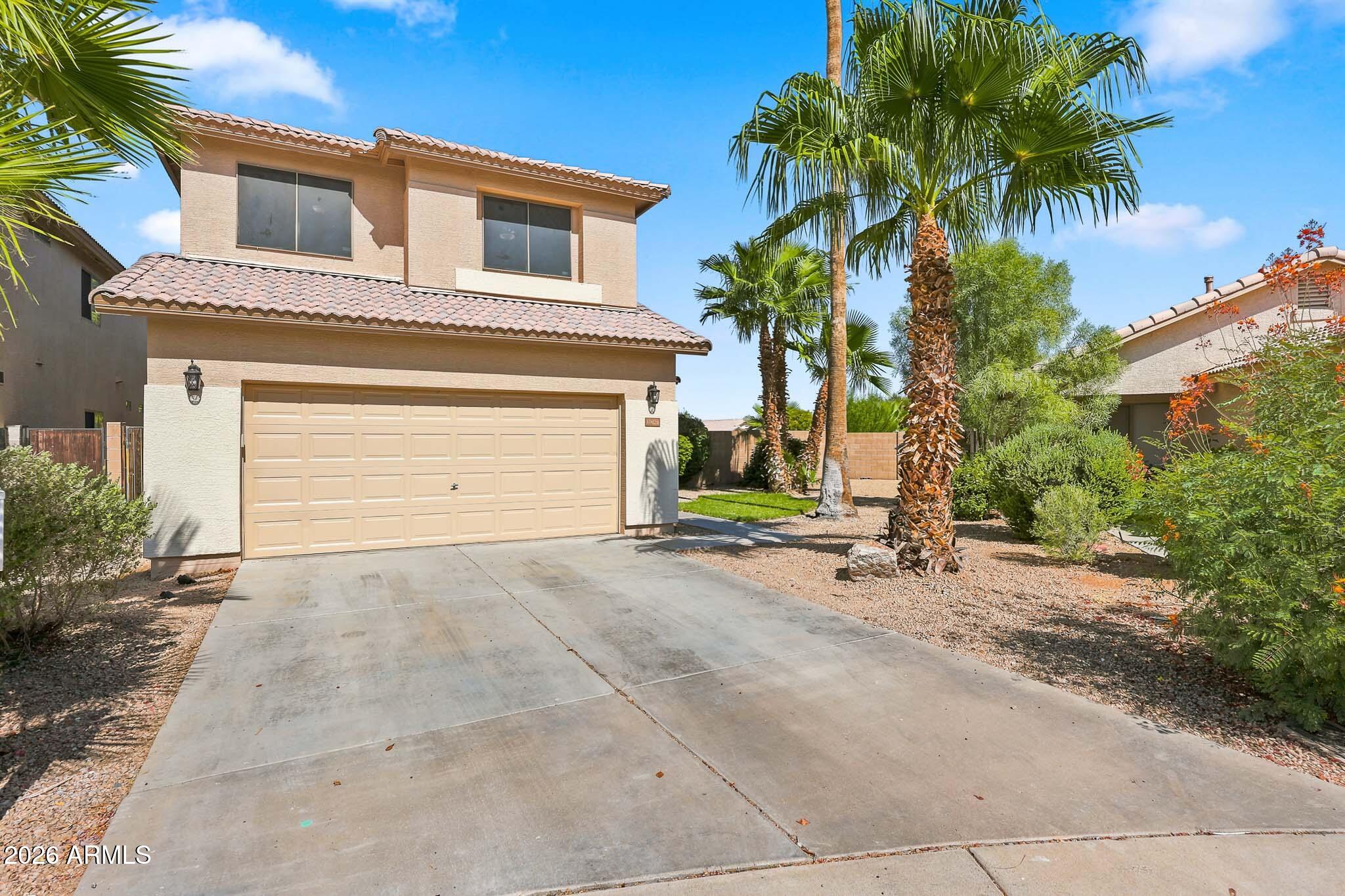 10828 West Monte Vista Road Avondale, AZ 85392 - Photo 2 of 32 2-story home on the water