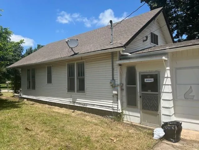 $100,000 | 1115 North 26th Street, Parsons, KS 67357