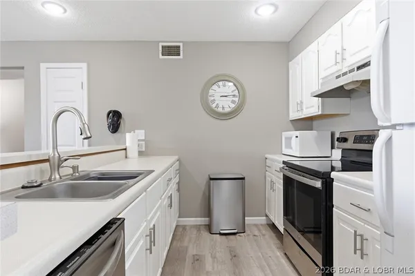 $279,000 | 6570 Pelican Drive, Unit 208, Osage Beach, MO 65065