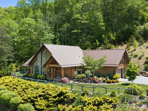$1,400,000 | 201 Flowering Ridge, Canton, NC 28716