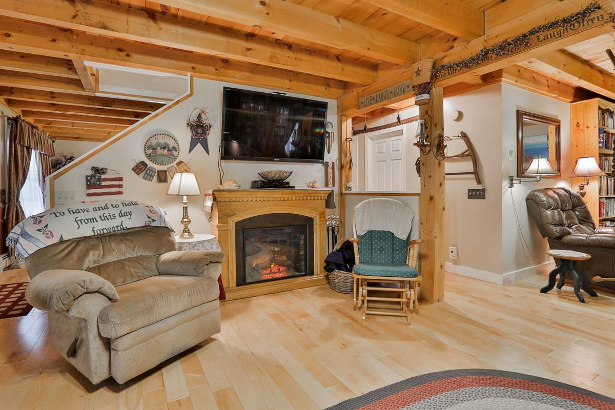 201 Chestnut Hill Road Rochester, NH 03867 - Photo 11 of 22