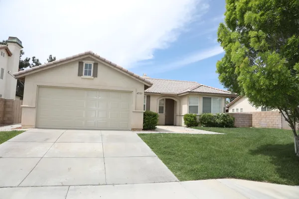$2,695 | 45713 Coventry Ct., Lancaster, CA 93534
