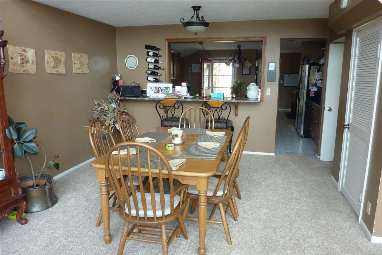 2526 Wolfs Point Drive Rochester, IN 46975 - Photo 8 of 28