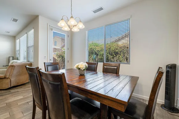 $465,000 | 2459 Lombard Lane, Clovis, CA 93619