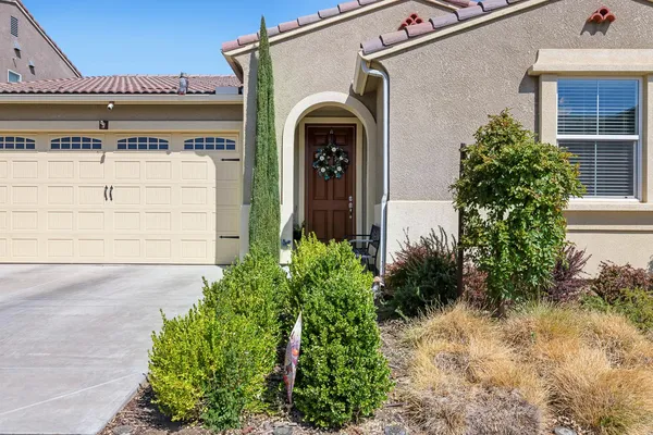 $465,000 | 2459 Lombard Lane, Clovis, CA 93619