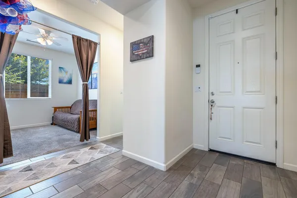 $465,000 | 2459 Lombard Lane, Clovis, CA 93619