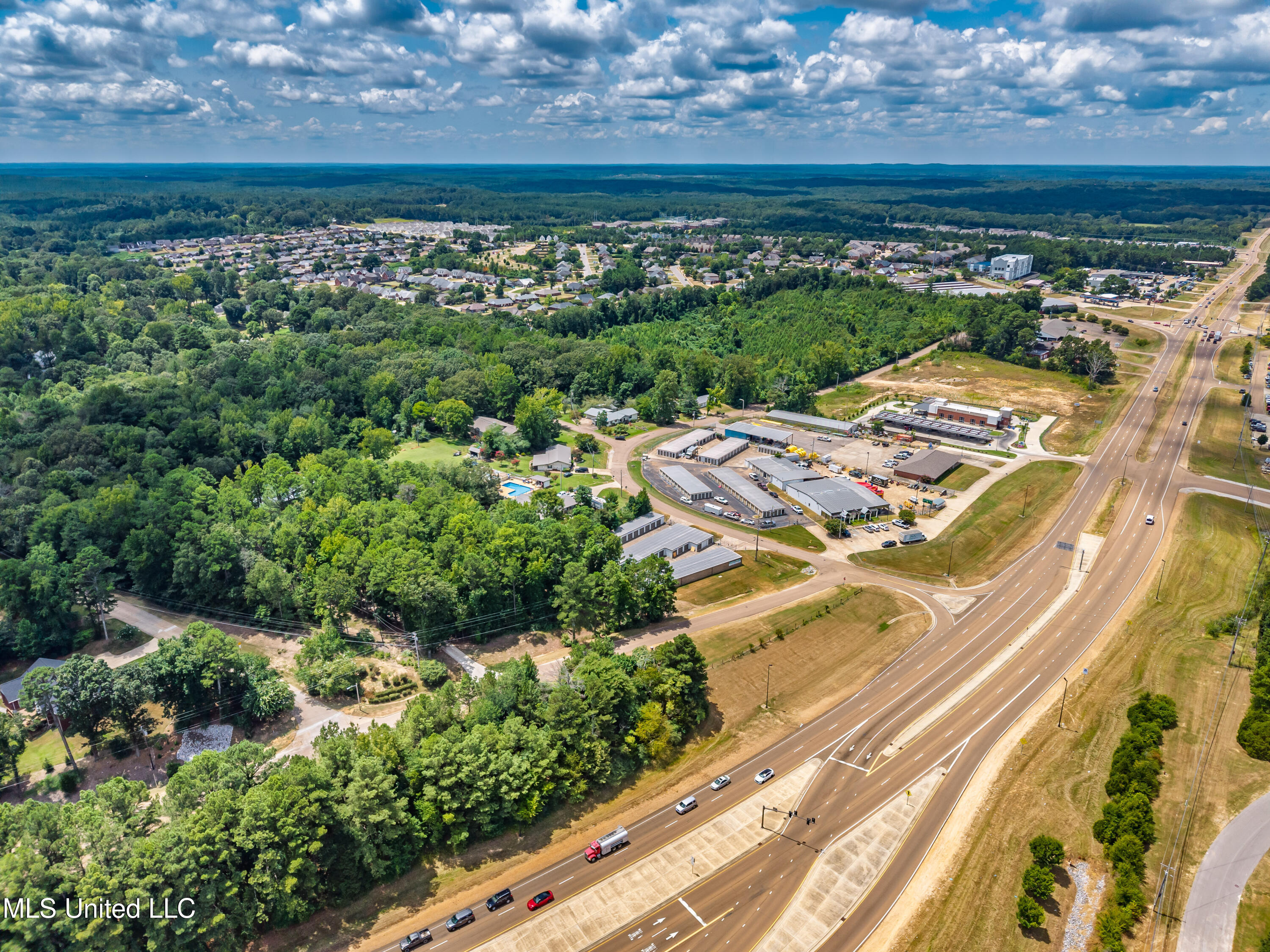 3219 Fielder Lane Oxford, MS 38655 - Photo 6 of 19 IMG_0616