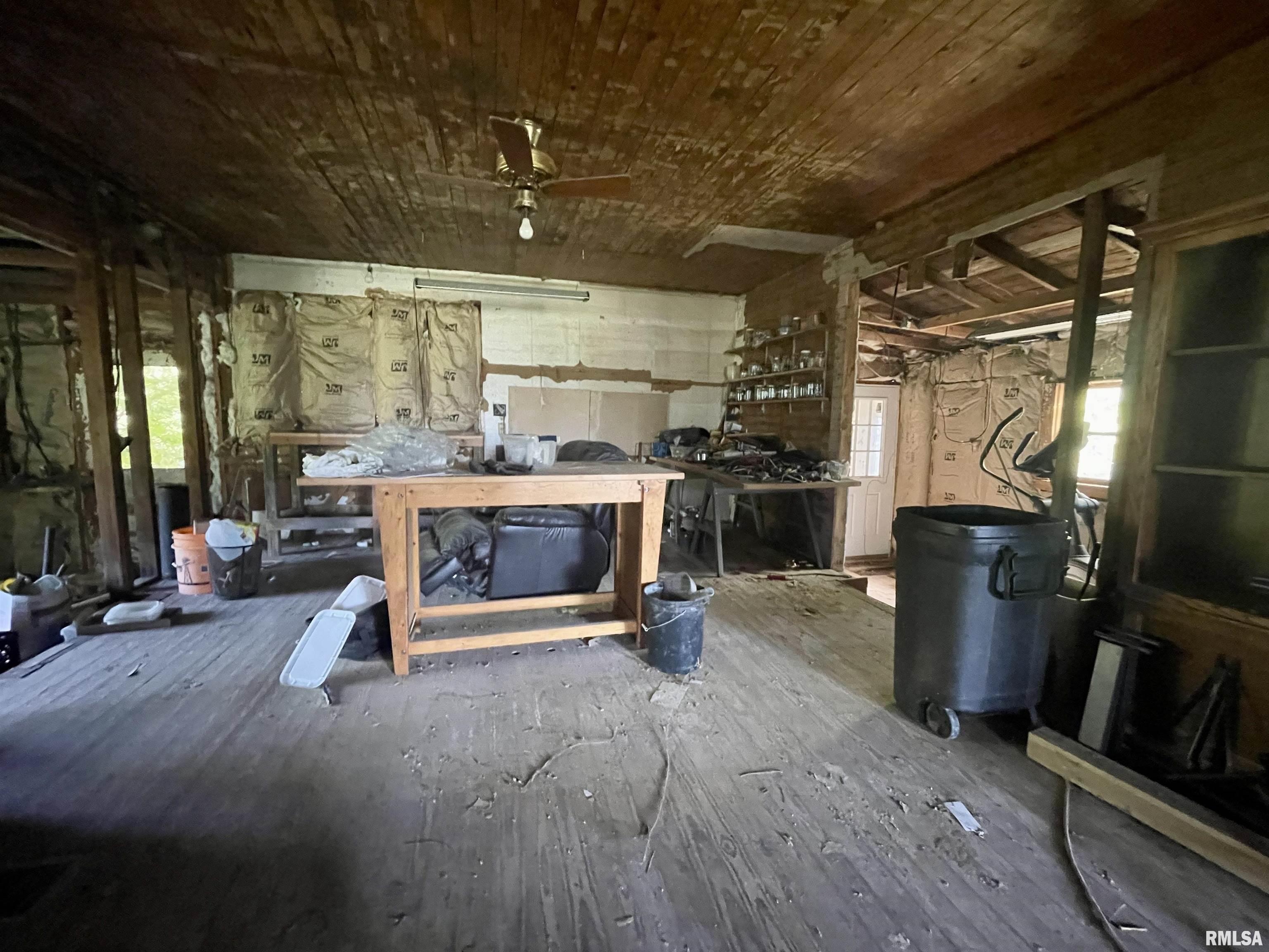3151 West Lake Road Murphysboro, IL 62966 - Photo 15 of 24 Gallery Image 15