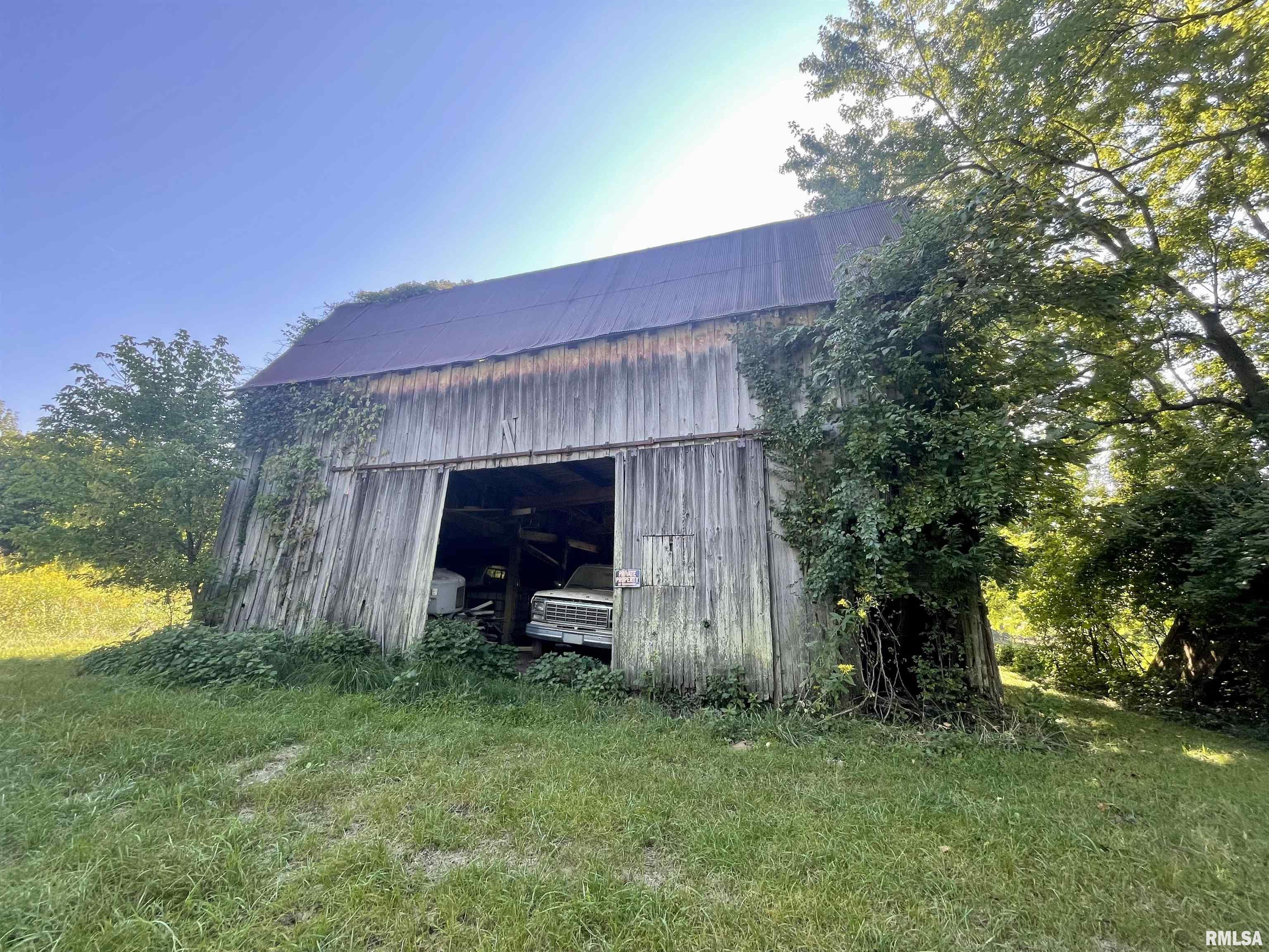 3151 West Lake Road Murphysboro, IL 62966 - Photo 7 of 24 Gallery Image 7