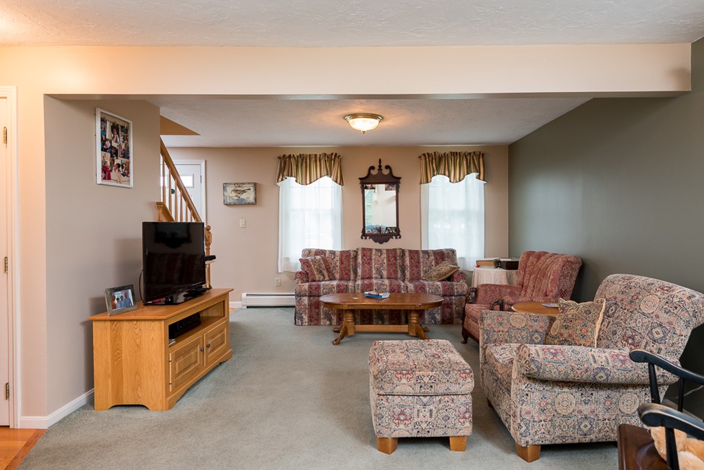 8 Keith Avenue Kingston, MA 02364 - Photo 5 of 20