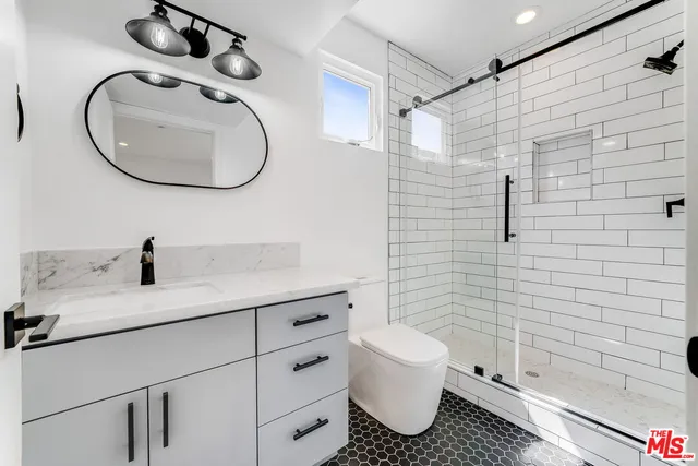 $6,595 | 1433 South Crescent Heights Boulevard, Los Angeles, CA 90035