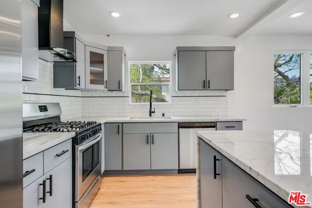 $6,595 | 1433 South Crescent Heights Boulevard, Los Angeles, CA 90035