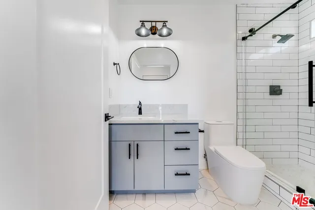 $6,595 | 1433 South Crescent Heights Boulevard, Los Angeles, CA 90035