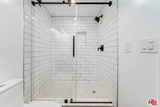 $6,595 | 1433 South Crescent Heights Boulevard, Los Angeles, CA 90035