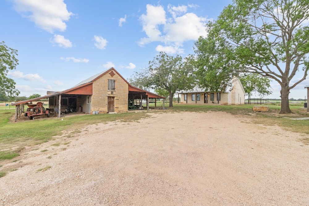 1410 Grapetown Road Fredericksburg, TX 78624 - Photo 58 of 60