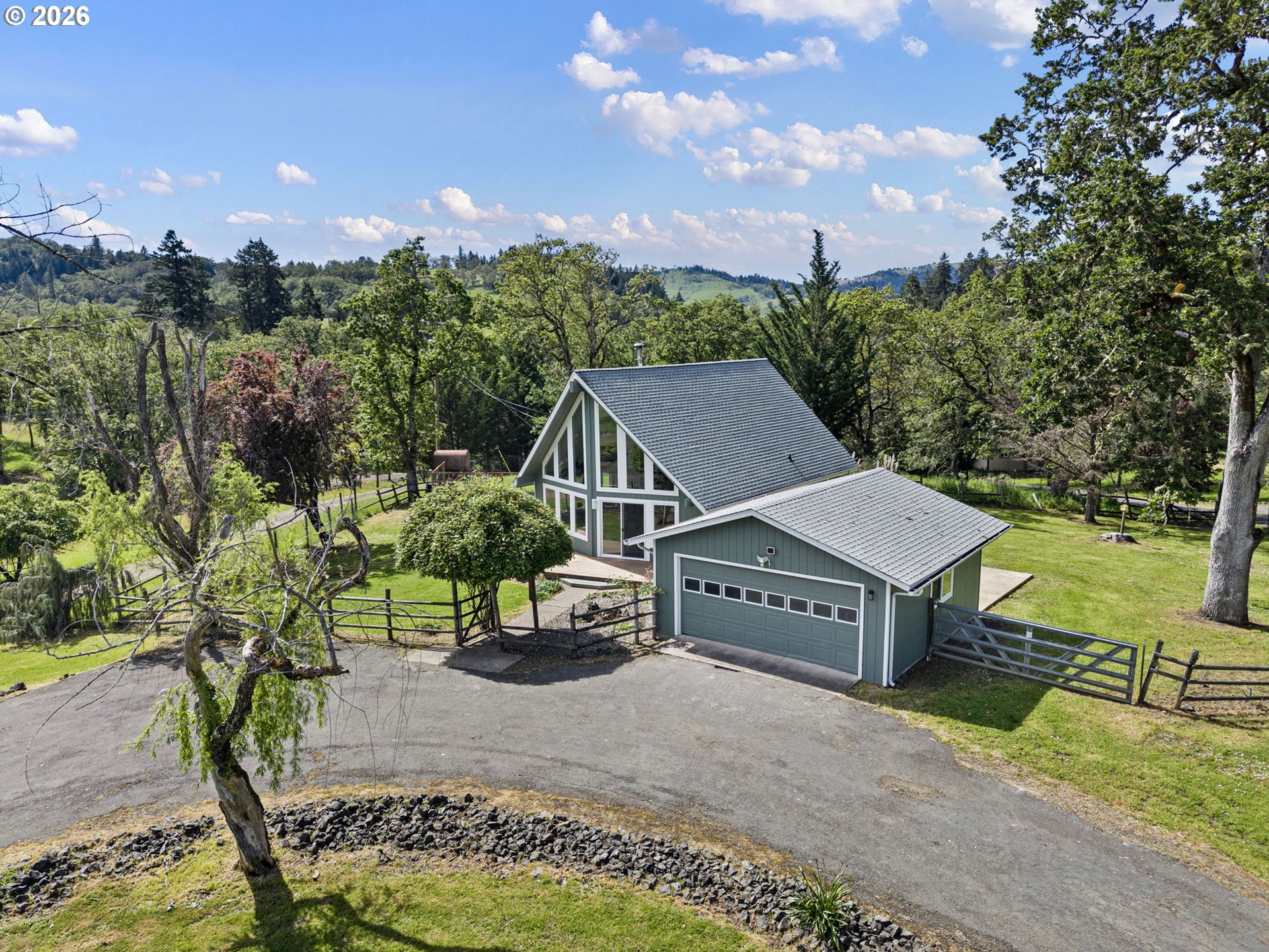 6771 North Bank Road Roseburg, OR 97470 - Photo 2 of 48