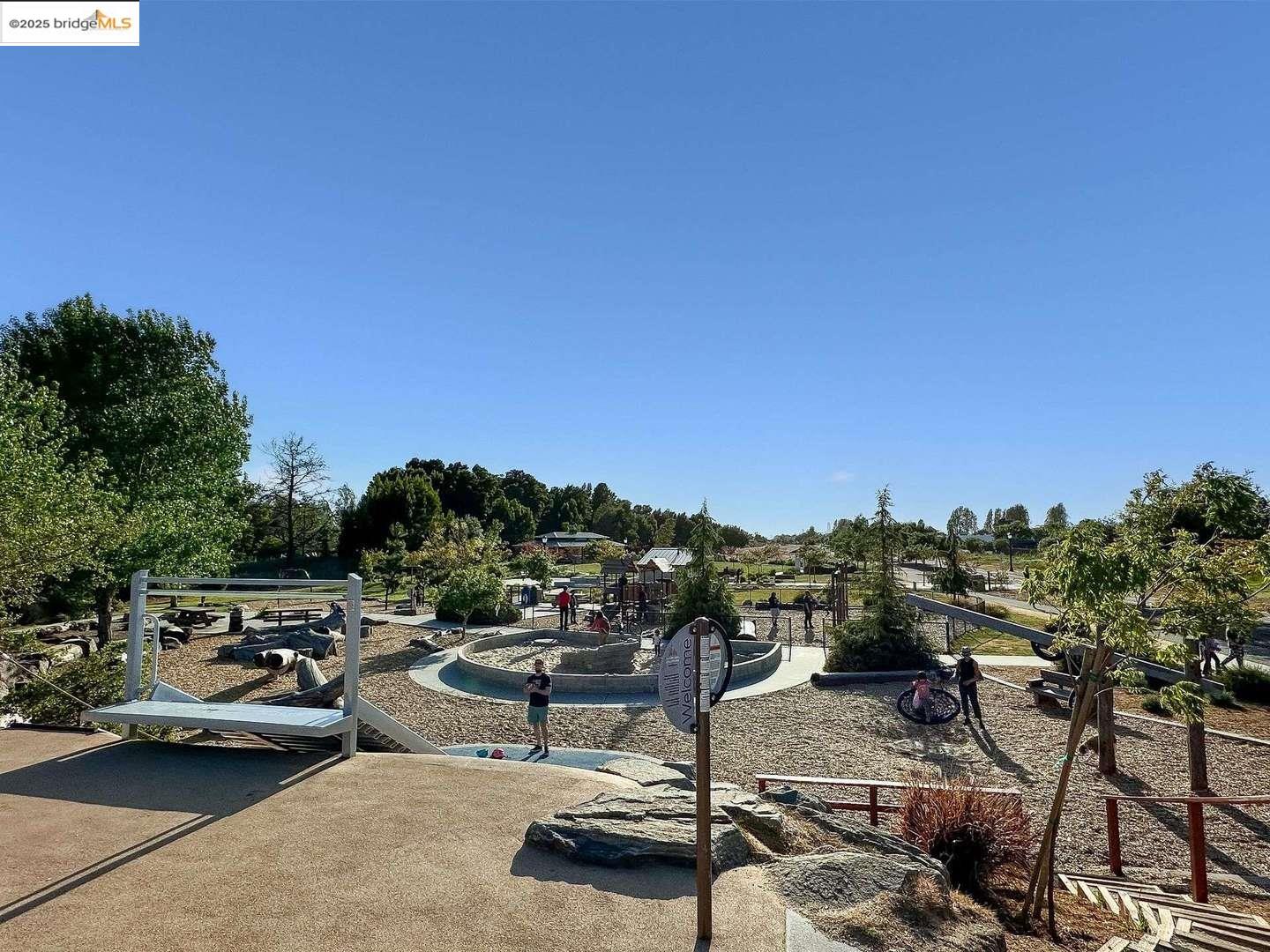 325 Kitty Hawk Road, Unit 207 Alameda, CA 94501 - Photo 34 of 43 a view of a parking area