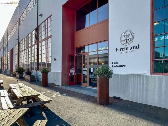 $489,000 | 325 Kitty Hawk Road, Unit 207, Alameda, CA 94501