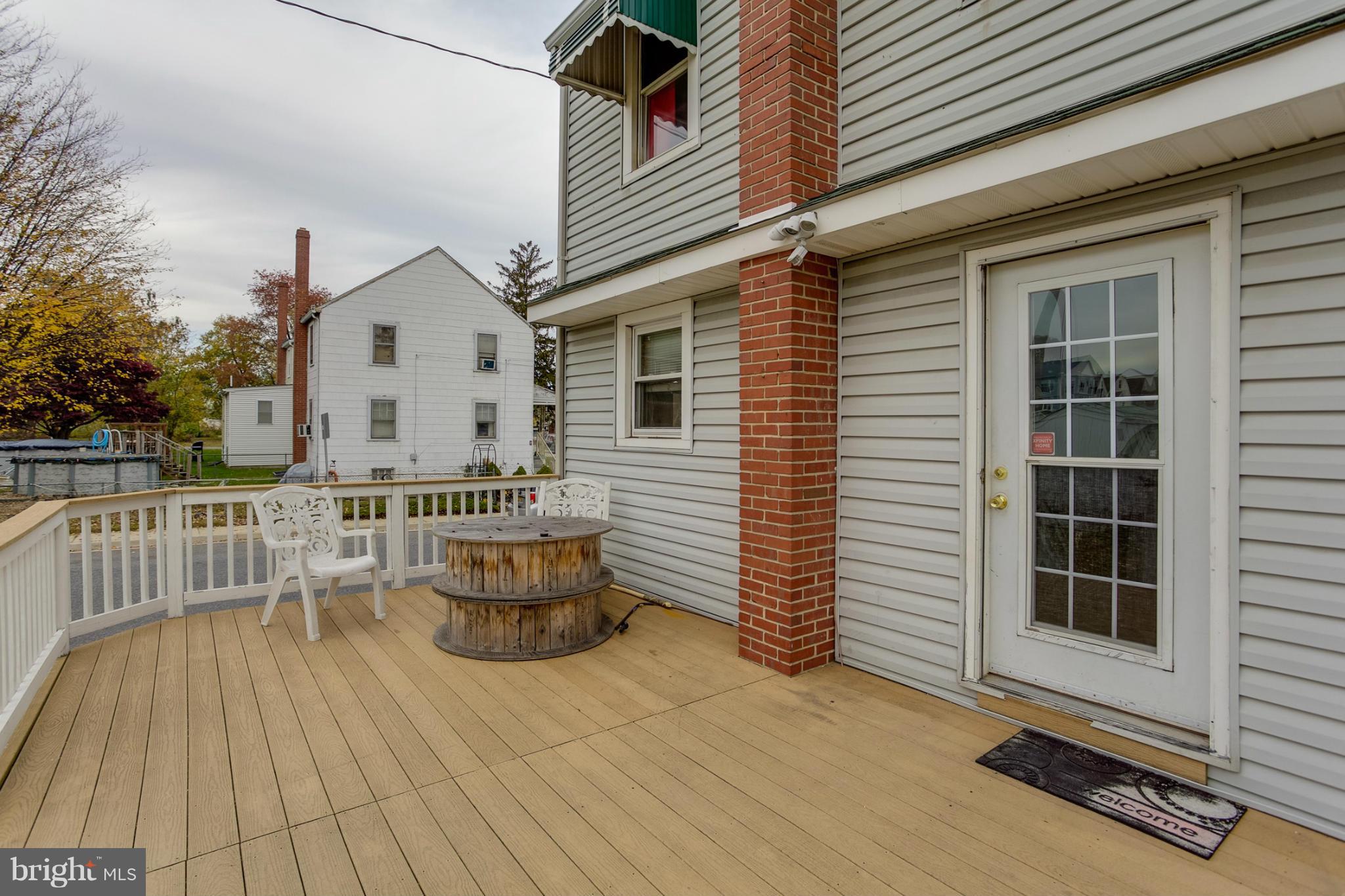 6601 North Point Road Baltimore, MD 21219 - Photo 2 of 30 Exterior (Rear)