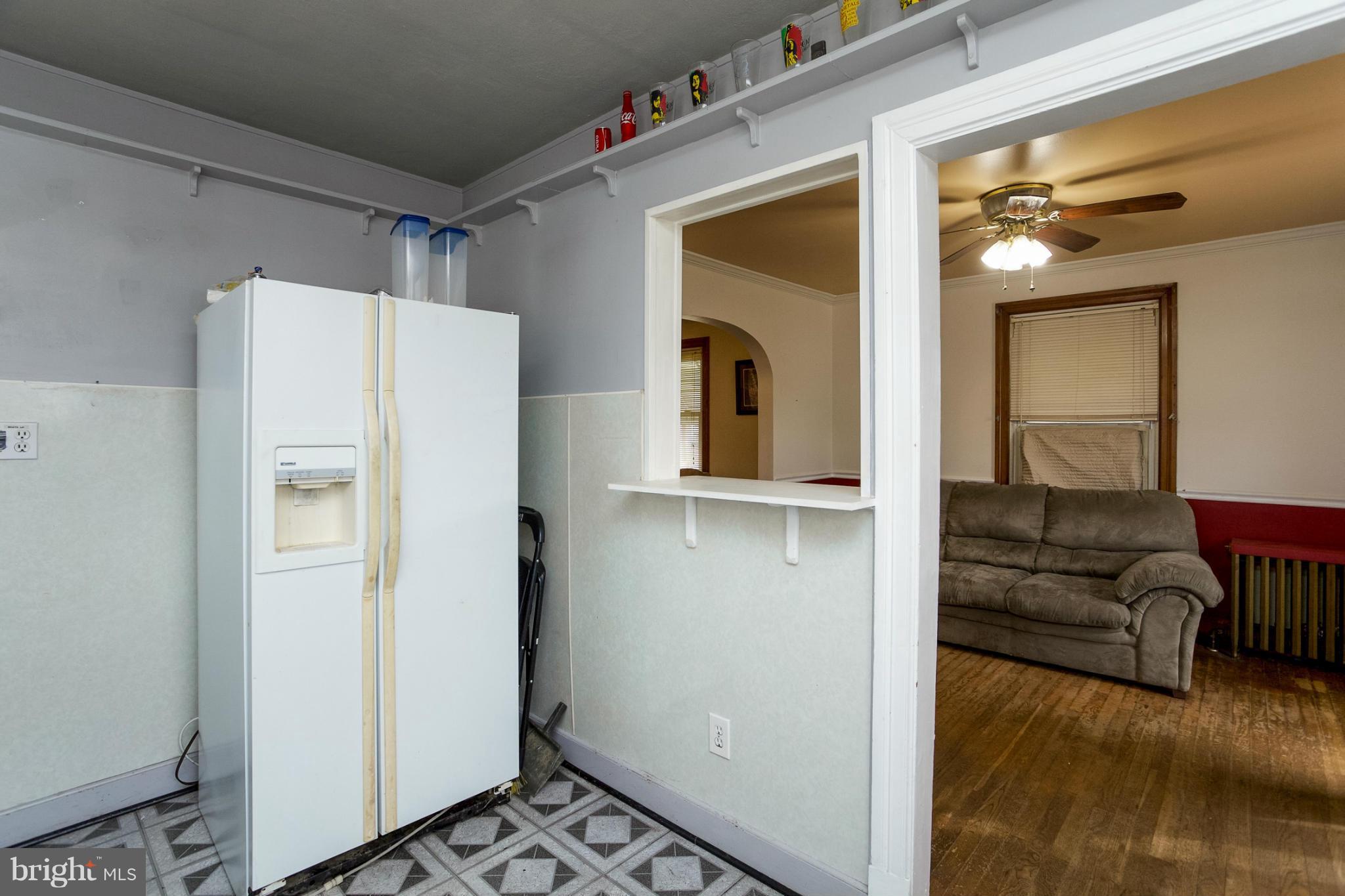6601 North Point Road Baltimore, MD 21219 - Photo 13 of 30 Kitchen