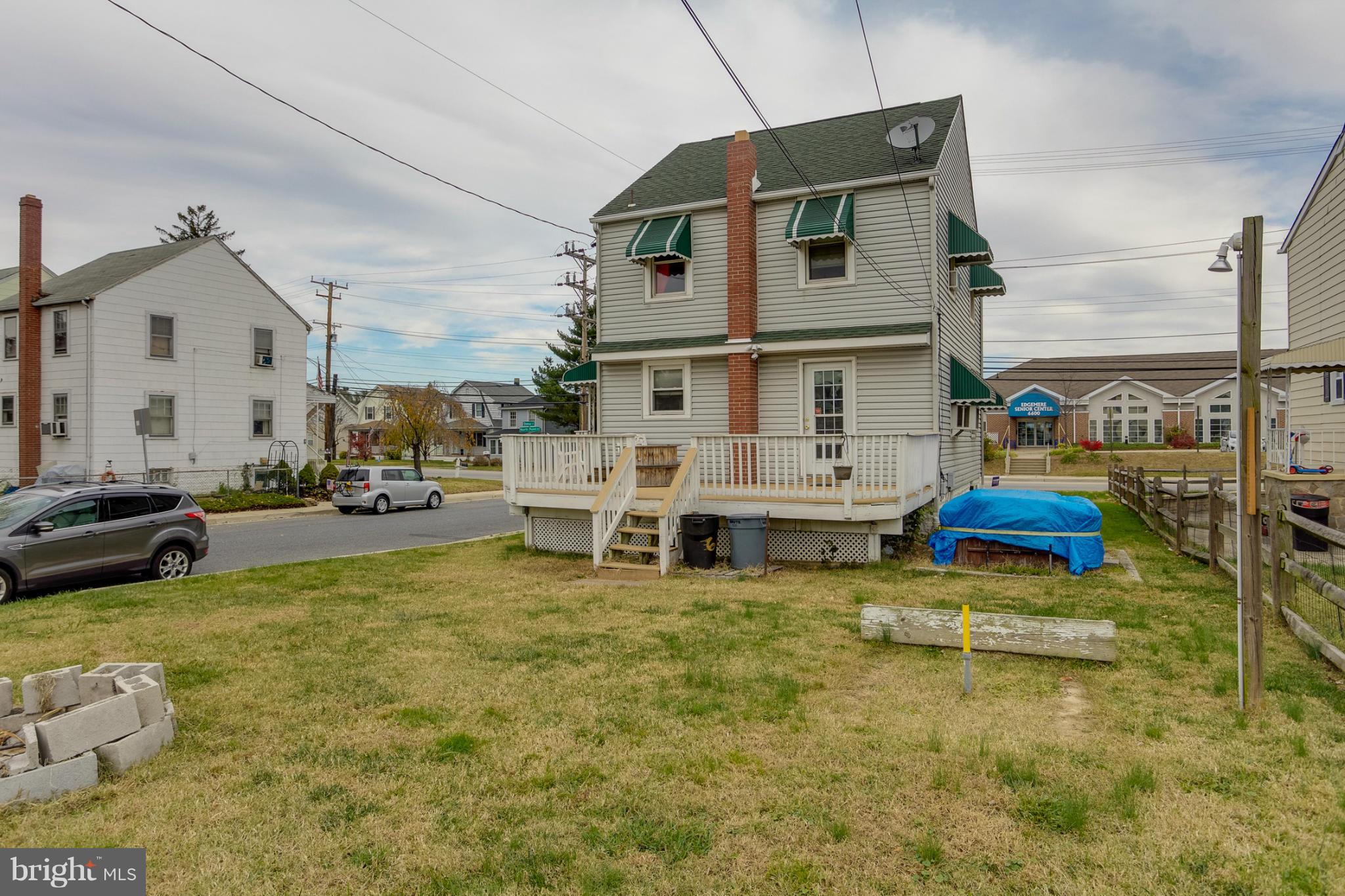 6601 North Point Road Baltimore, MD 21219 - Photo 29 of 30 Exterior (Rear)