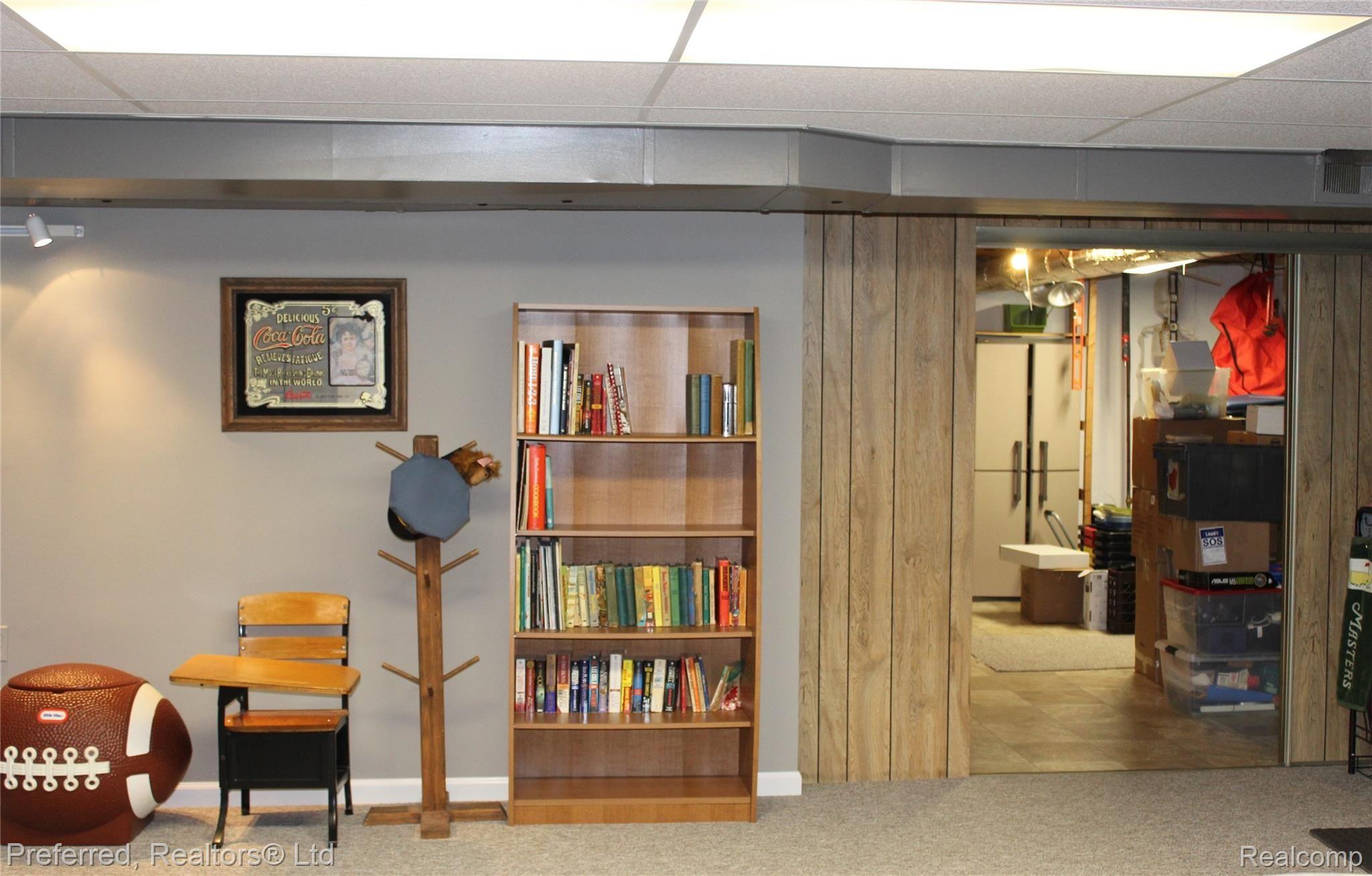 44136 Hanford Road Canton, MI 48187 - Photo 19 of 28 Basement into workshop.jpg
