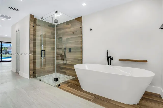 a view of an empty room with window