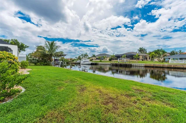 $5,500 | 105 Sinclair Street Southeast, Port Charlotte, FL 33952