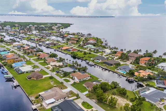 $5,500 | 105 Sinclair Street Southeast, Port Charlotte, FL 33952