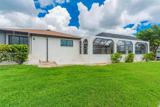 $5,500 | 105 Sinclair Street Southeast, Port Charlotte, FL 33952