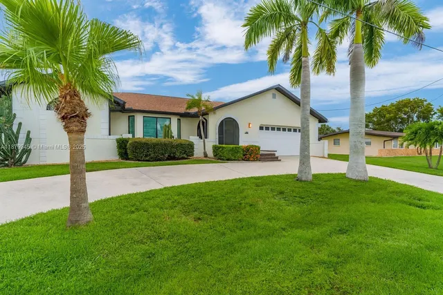 $5,500 | 105 Sinclair Street Southeast, Port Charlotte, FL 33952