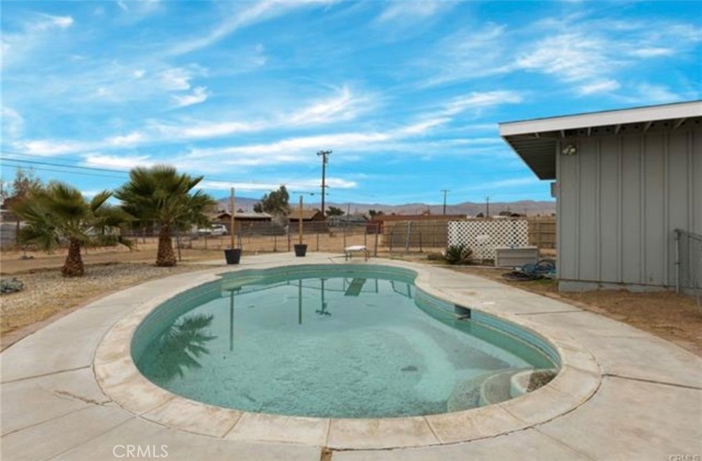 13429 Rancherias Road Apple Valley, CA 92308 - Photo 24 of 27