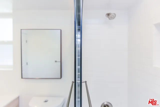 $2,900 | 1855 Euclid Street, Unit 1851B, Santa Monica, CA 90404