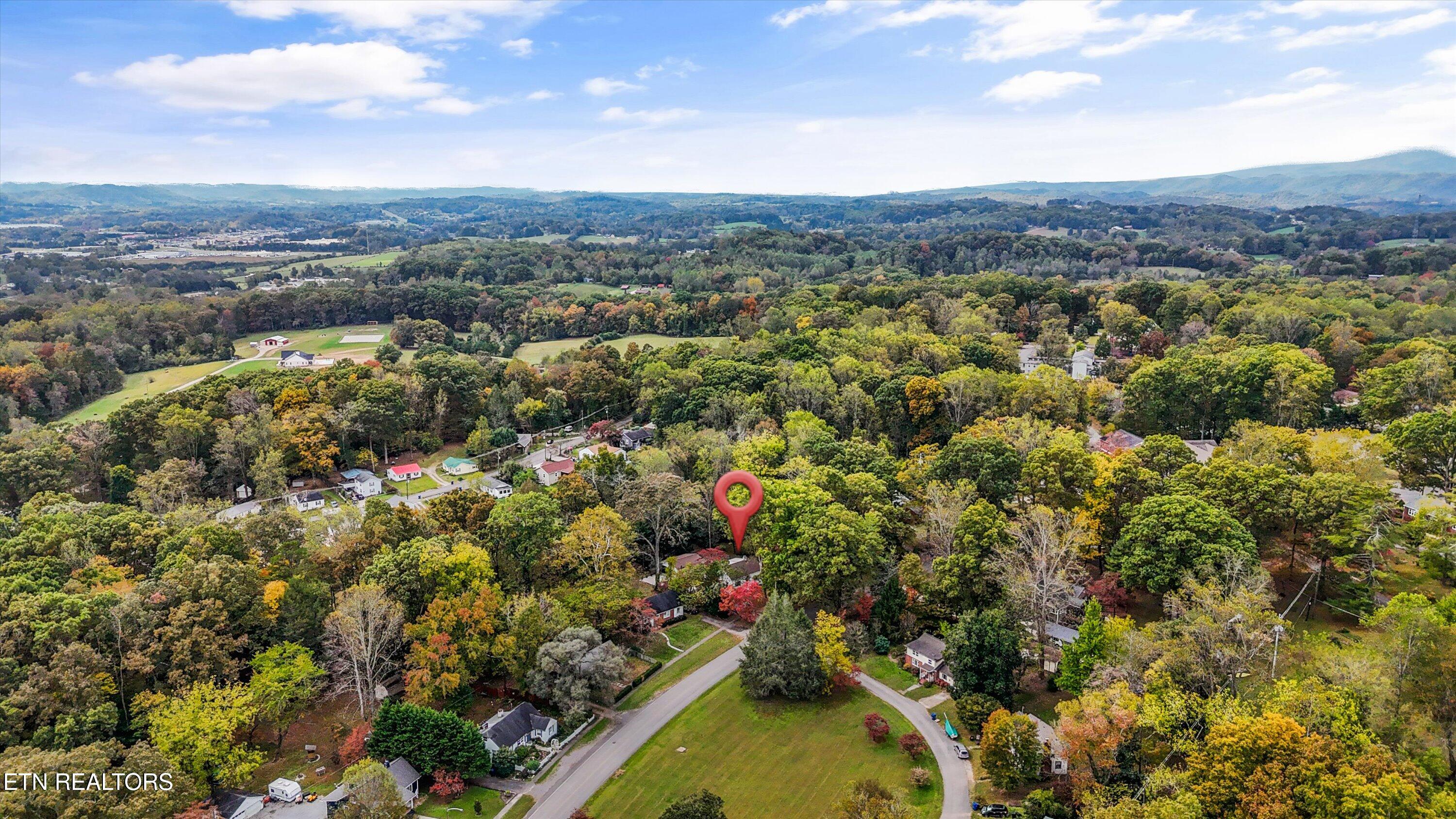 129 West Norris Road Norris, TN 37828 - Photo 39 of 43 DRONEOVERHEAD