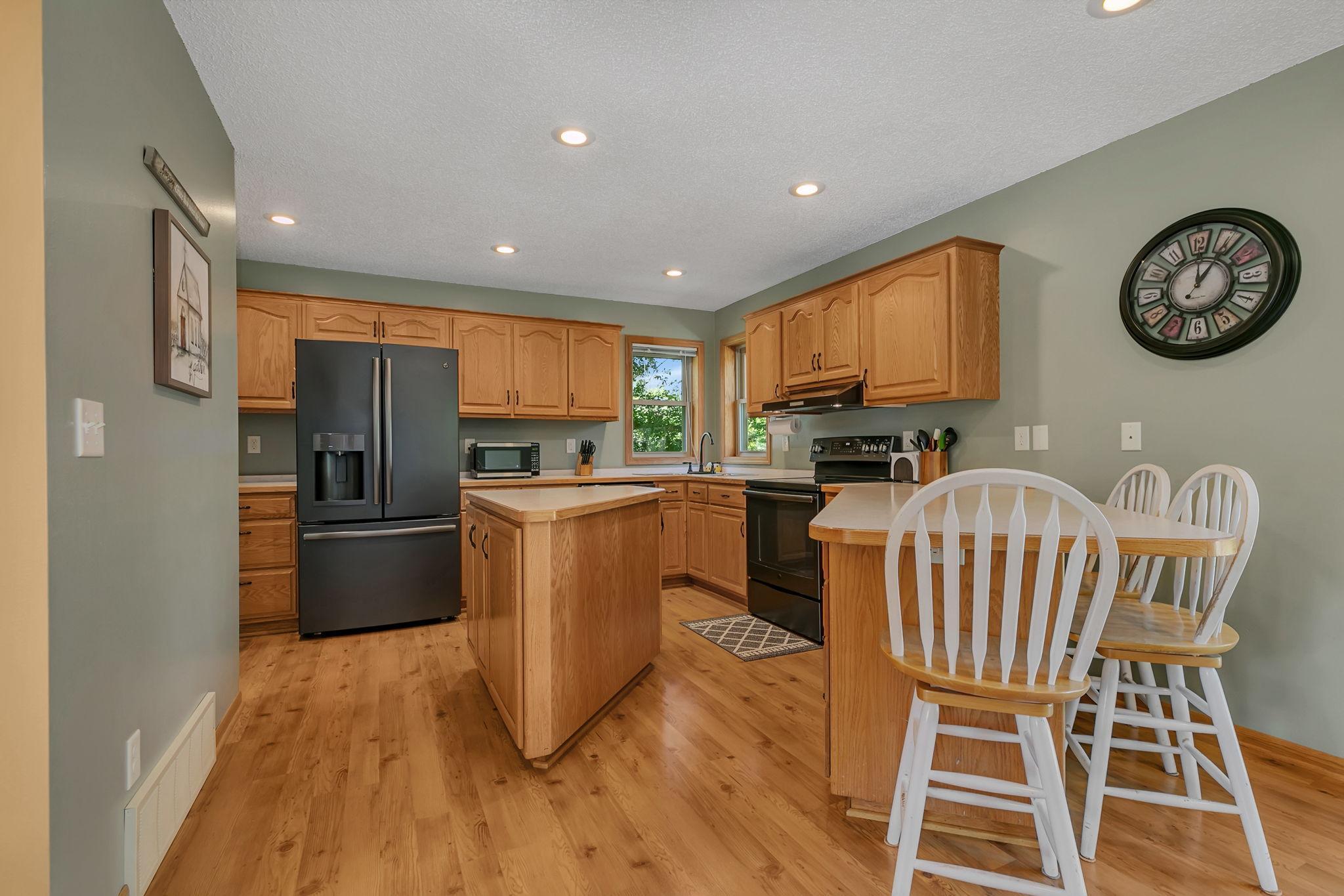 37785 Sunnyfield Circle Avon, MN 56310 - Photo 11 of 39