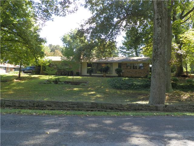 2100 Post Road Clarksville, TN 37043 - Photo 5 of 19 a view of a house with a yard