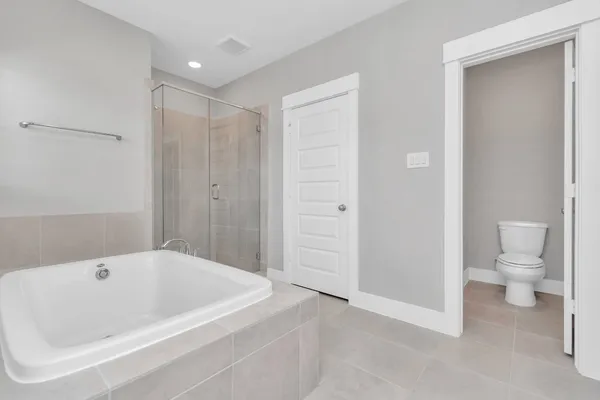 $2,998 | 2705 Brown Lk Street, Houston, TX 77008