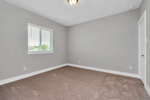 $2,998 | 2705 Brown Lk Street, Houston, TX 77008