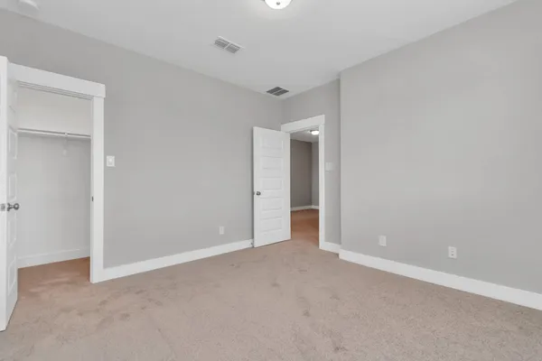 $2,998 | 2705 Brown Lk Street, Houston, TX 77008