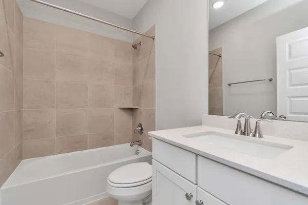 $2,998 | 2705 Brown Lk Street, Houston, TX 77008