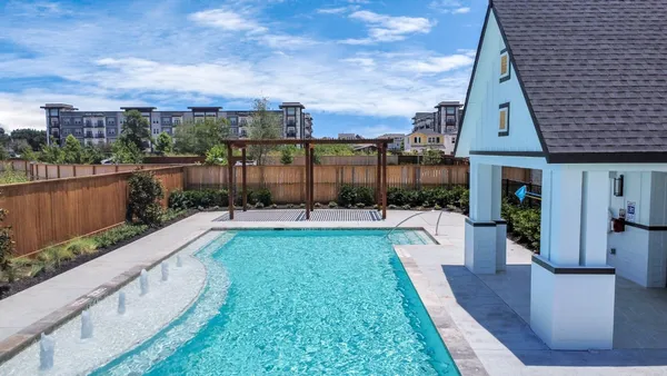 $2,998 | 2705 Brown Lk Street, Houston, TX 77008