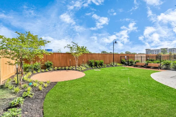 $2,998 | 2705 Brown Lk Street, Houston, TX 77008