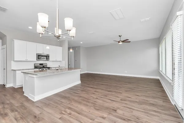 $2,998 | 2705 Brown Lk Street, Houston, TX 77008