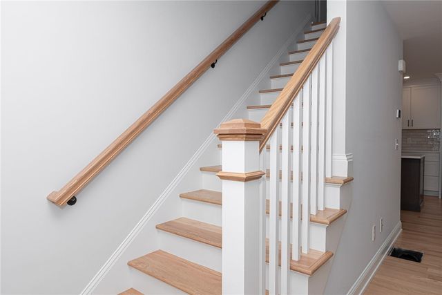 $585,000 | 59 Recess Lane, Warwick, RI 02889