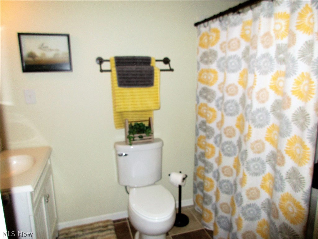 313 Spence Road Belpre, OH 45714 - Photo 23 of 30 Lower Level Bath